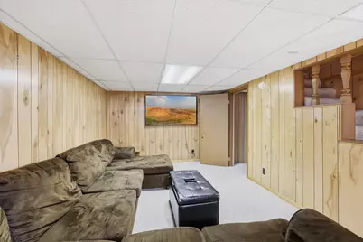 2447 Minnehaha Avenue E, Maplewood, MN 55119 - Photo 17