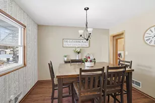 2447 Minnehaha Ave E, Maplewood, MN 55119 - Photo 9