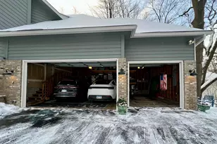 14011 Minnehaha Pl, Minnetonka, MN 55391 - Photo 3