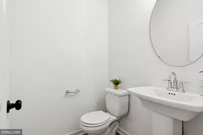 10157 Blackmoor Road, Woodbury, MN 55129 - Photo 9