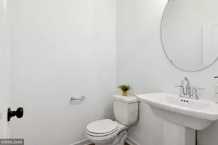 10157 Blackmoor Rd, Woodbury, MN 55129 - Photo 9