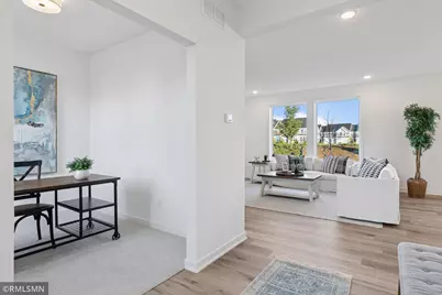 10157 Blackmoor Road, Woodbury, MN 55129 - Photo 7