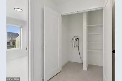 10157 Blackmoor Road, Woodbury, MN 55129 - Photo 31