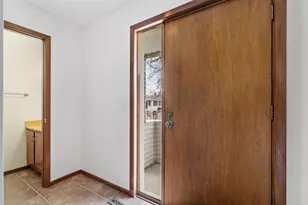 130 W 43rd St, Minneapolis, MN 55409 - Photo 7