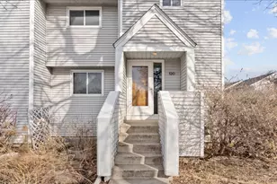 130 W 43rd St, Minneapolis, MN 55409 - Photo 3