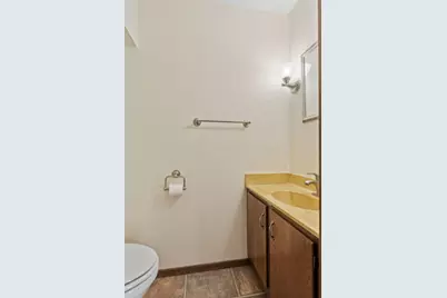 130 W 43rd Street, Minneapolis, MN 55409 - Photo 17