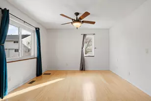 130 W 43rd St, Minneapolis, MN 55409 - Photo 11