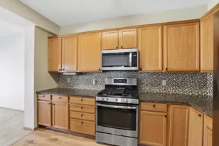 900 Fairfield Way, Hopkins, MN 55305 - Photo 11