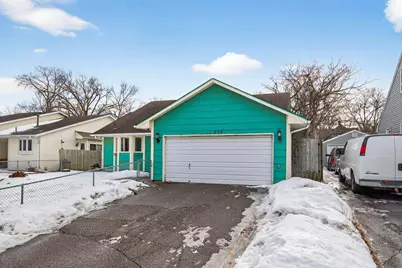 374 Rose Avenue E, Saint Paul, MN 55130 - Photo 3