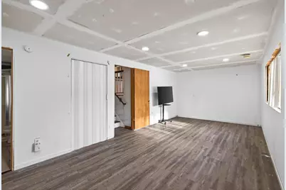 374 Rose Avenue E, Saint Paul, MN 55130 - Photo 21