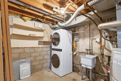 374 Rose Avenue E, Saint Paul, MN 55130 - Photo 25