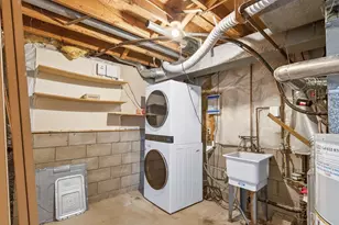 374 Rose Ave E, Saint Paul, MN 55130 - Photo 25