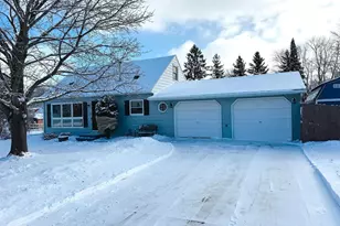 2884 Knollwood Dr SE, Rochester, MN 55904 - Photo 1