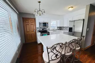 2884 Knollwood Dr SE, Rochester, MN 55904 - Photo 5