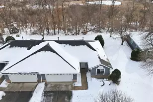 1210 Ravenswood Ct, Shoreview, MN 55126 - Photo 11