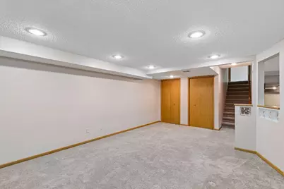 1325 Courtland E, Waconia, MN 55387 - Photo 35