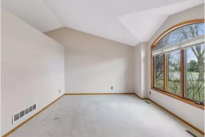 1325 Courtland E, Waconia, MN 55387 - Photo 5