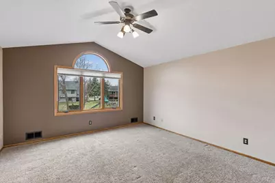 1325 Courtland E, Waconia, MN 55387 - Photo 25