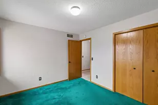 1325 Courtland E, Waconia, MN 55387 - Photo 31