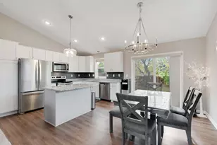 1284 Meadow Ln S, Shakopee, MN 55379 - Photo 5