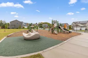 1284 Meadow Ln S, Shakopee, MN 55379 - Photo 43