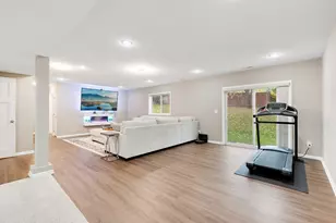 1284 Meadow Ln S, Shakopee, MN 55379 - Photo 35