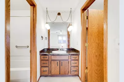 2504 Rose Avenue E, Maplewood, MN 55119 - Photo 21