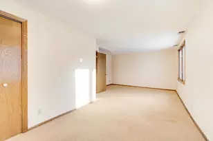 2504 Rose Ave E, Maplewood, MN 55119 - Photo 31