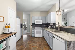 7499 Derby Ln, Shakopee, MN 55379 - Photo 7