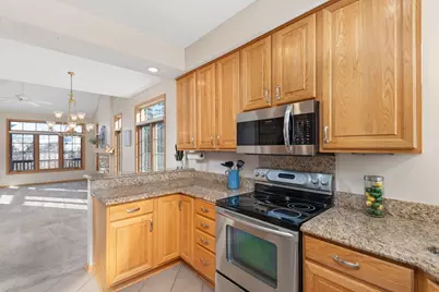 2449 Skyline Drive, Bloomington, MN 55425 - Photo 9