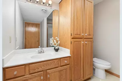 2449 Skyline Drive, Bloomington, MN 55425 - Photo 19