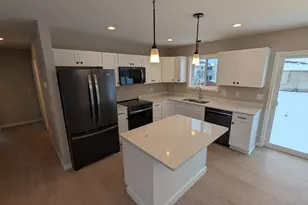 1060 Sharptail Run, New Richmond, WI 54017 - Photo 7