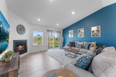 1821 Dauwalter Circle, Carver, MN 55315 - Photo 17