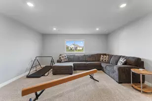 1821 Dauwalter Cir, Carver, MN 55315 - Photo 27