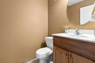 2414 Elianna Dr, Northfield, MN 55057 - Photo 21