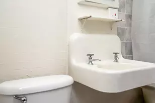 1910 1st Ave S, Minneapolis, MN 55403 - Photo 3