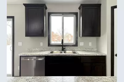 4605 8th Street NE, Saint Cloud, MN 56304 - Photo 5