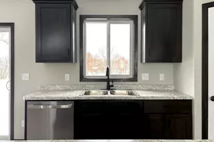 4605 8th St NE, Saint Cloud, MN 56304 - Photo 5