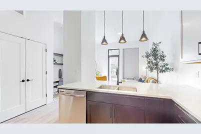 650 Portland Avenue S #639, Minneapolis, MN 55415 - Photo 11