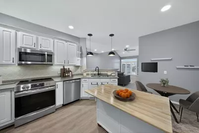 2796 Viola Heights Drive NE, Rochester, MN 55906 - Photo 15