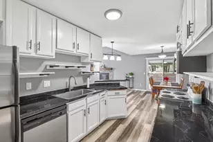 3808 Foss Rd, Saint Paul, MN 55421 - Photo 5