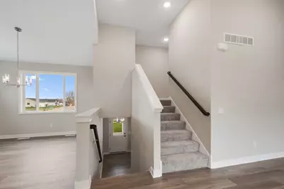 1549 Creekwood Dr, New Richmond, WI 54017 - Photo 7