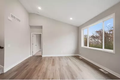 1549 Creekwood Dr, New Richmond, WI 54017 - Photo 11