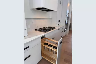 734 Ensconced Way, Chaska, MN 55318 - Photo 17