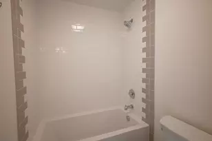 734 Ensconced Wy, Chaska, MN 55318 - Photo 19