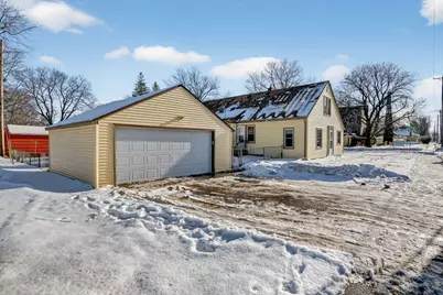 1095 Idaho Avenue W, Saint Paul, MN 55117 - Photo 5