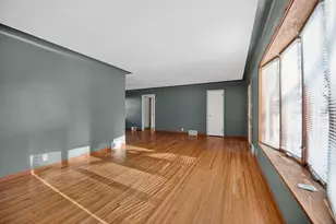 1095 Idaho Ave W, Saint Paul, MN 55117 - Photo 9