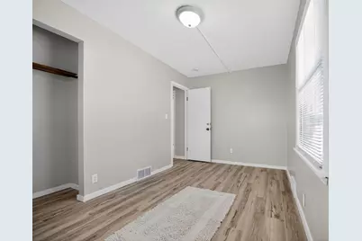 1095 Idaho Avenue W, Saint Paul, MN 55117 - Photo 17