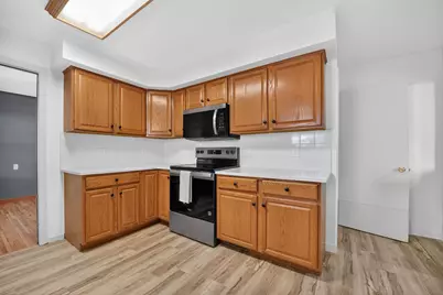 1095 Idaho Avenue W, Saint Paul, MN 55117 - Photo 21