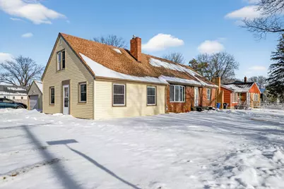 1095 Idaho Avenue W, Saint Paul, MN 55117 - Photo 3